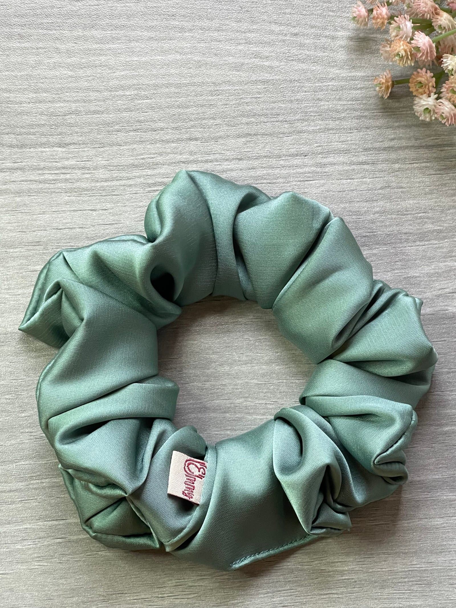 silk scrunchies