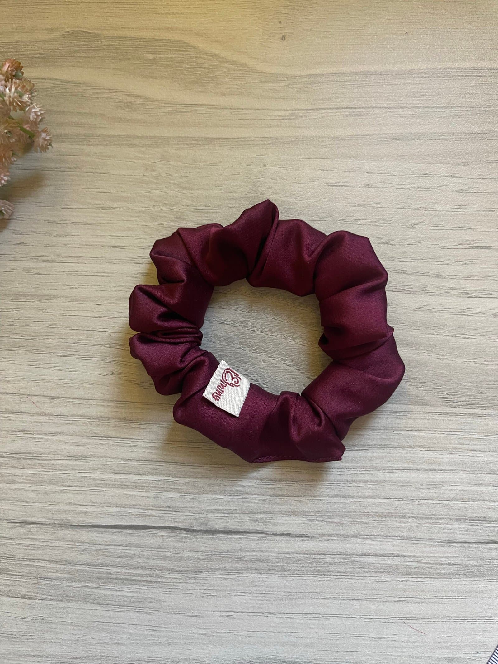 silk scrunchies