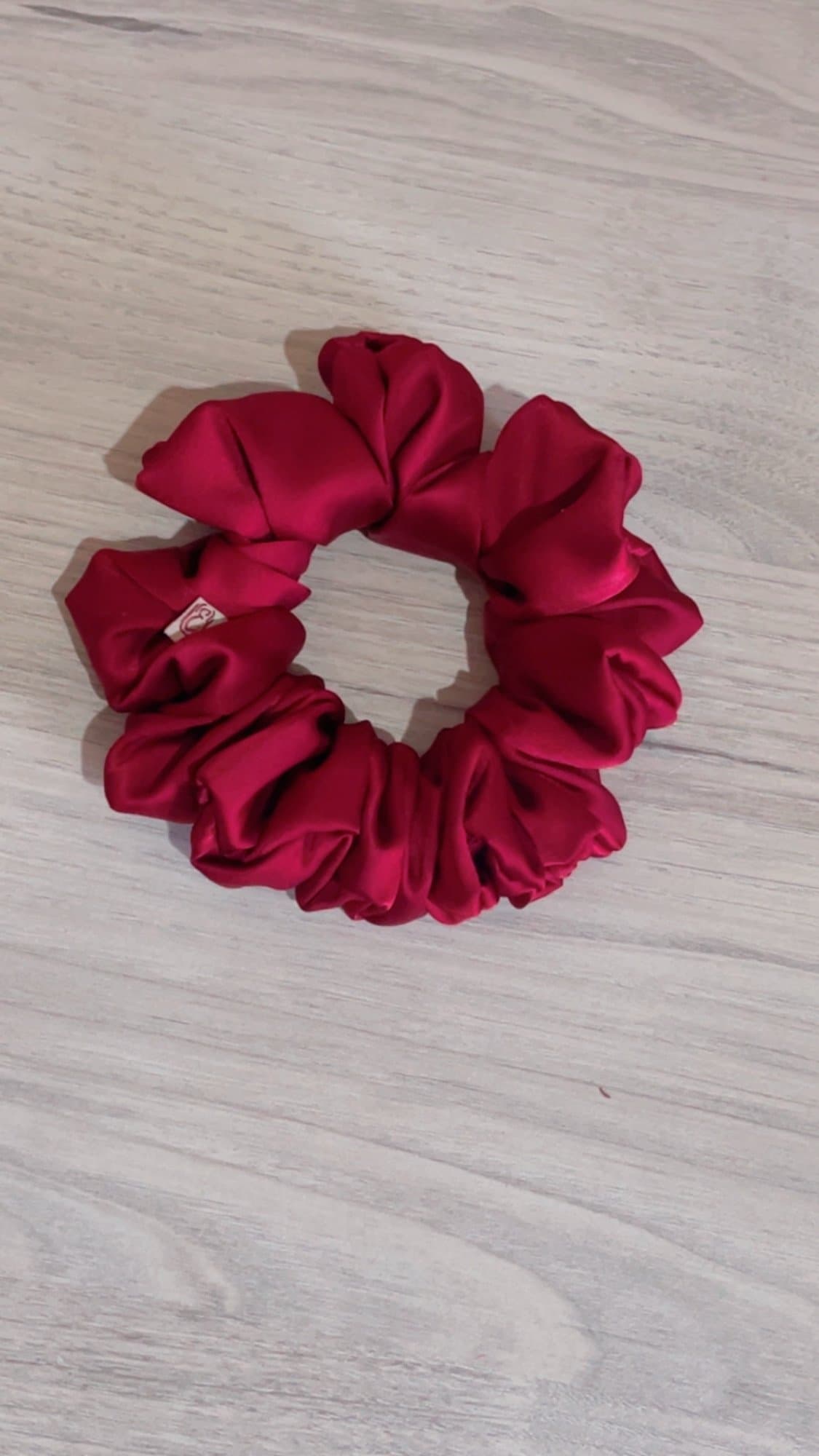 silk scrunchies