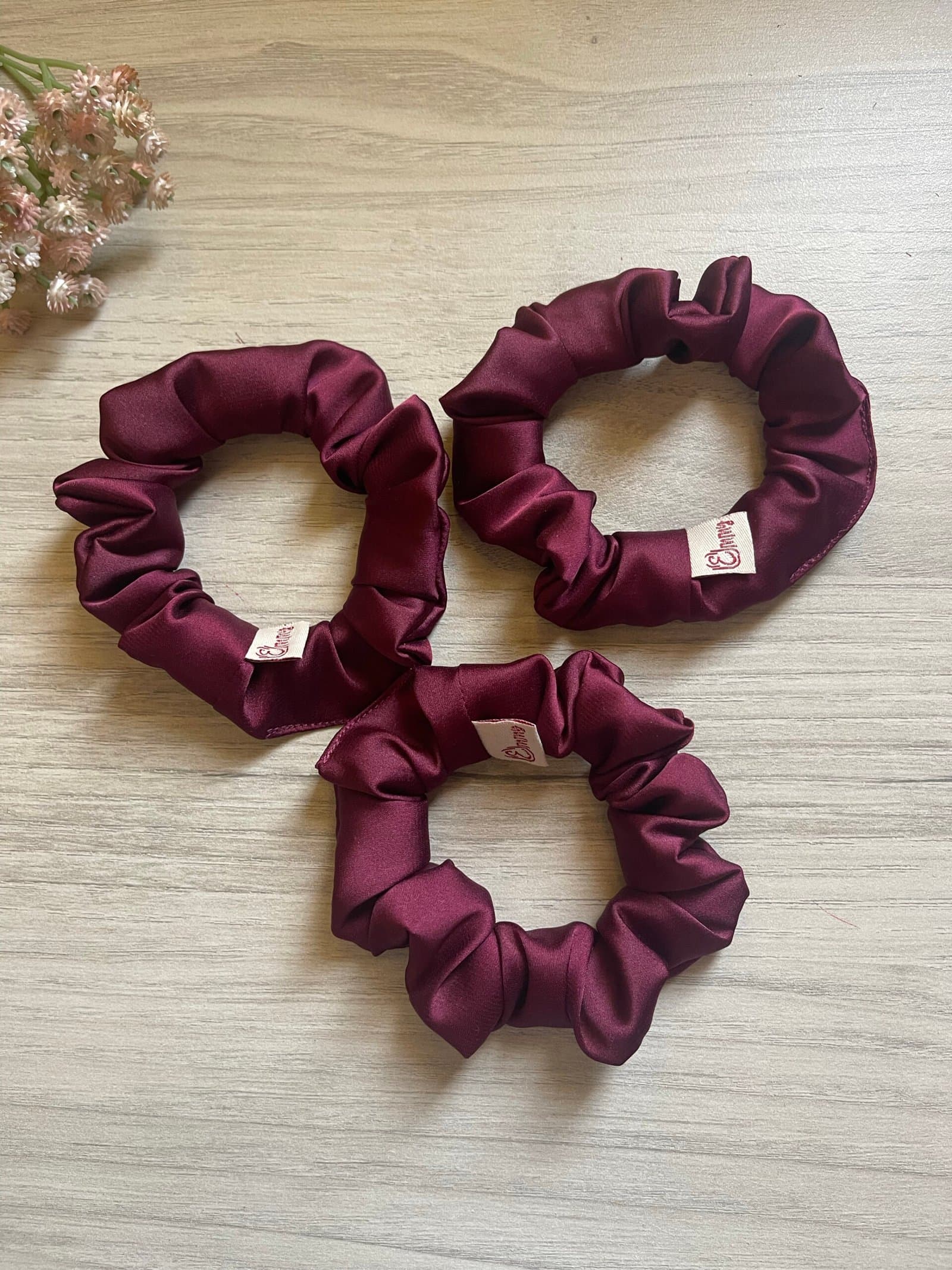 silk scrunchies